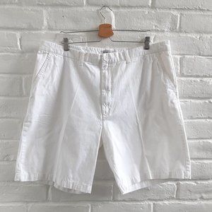 Sun River Shorts Men's 42 XL White Cotton Flat Front Casual Casual Chinos Golf